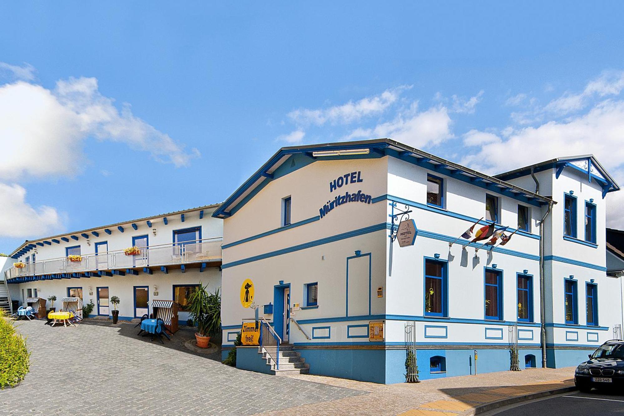 Hotel Am Mueritzhafen Garni Waren  Zewnętrze zdjęcie