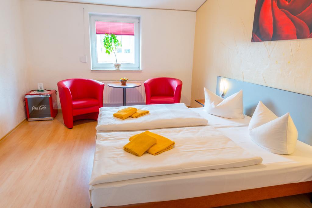 Hotel Am Mueritzhafen Garni Waren  Zewnętrze zdjęcie